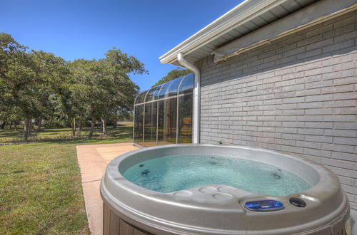 Photo 21 - Charming Home With Hot Tub, Sauna & Grill