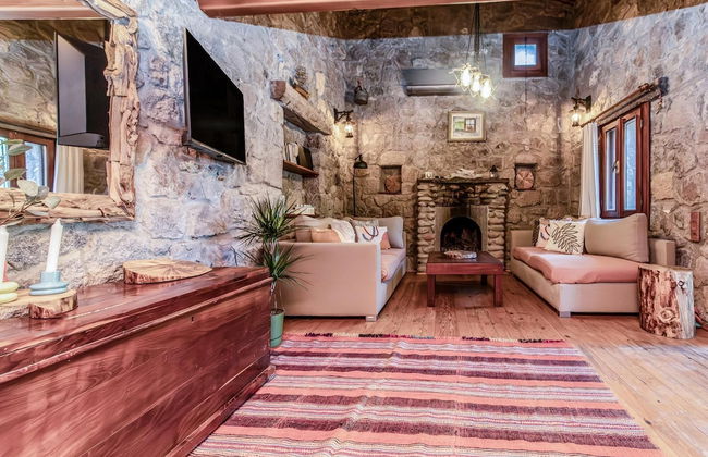 Chic Villa w Fireplace 3 min to Beach in Bodrum - Foto 3