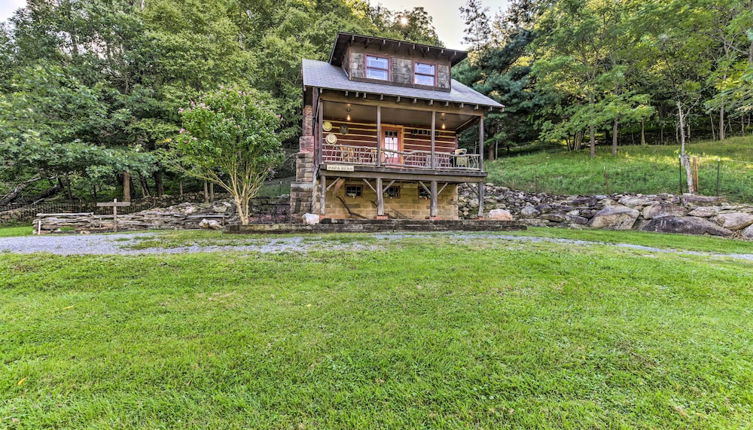 Photo 1 - Clyde Papa Bear Cabin, Near Smoky Mountains