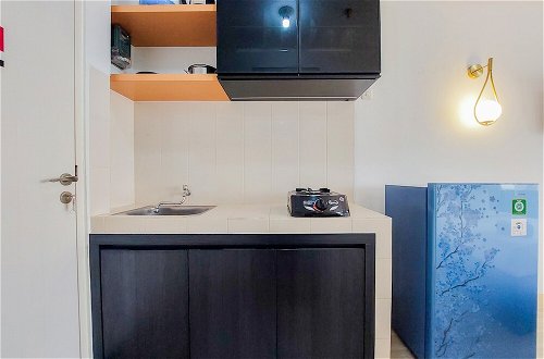 Photo 8 - Best Homey Studio Apartment At Urban Height Residences