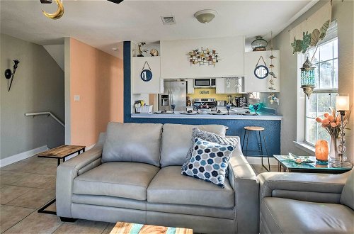 Photo 16 - 'breezy Heights' Townhome < 1 Mi to Beach