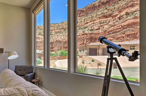 Photo 19 - Stunning Kanab Home - Amazing Red Rock Views