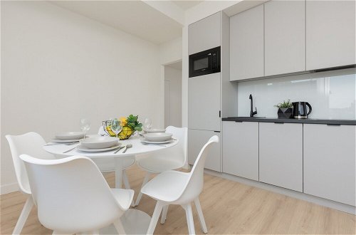 Photo 16 - Great City Center Apartment by Renters