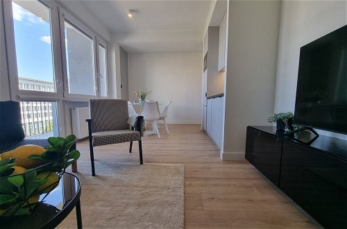 Photo 21 - Great City Center Apartment by Renters