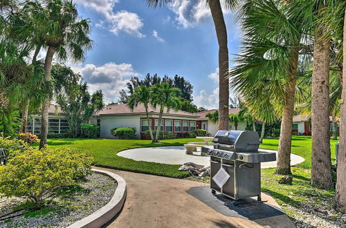 Photo 7 - Tropical Sarasota Condo < 1 Mile to Beach