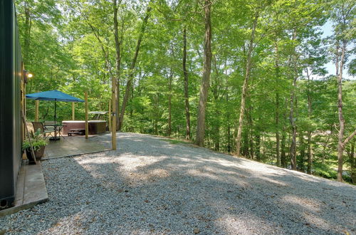 Photo 16 - Tiny Home w/ Hot Tub By Mohican State Park