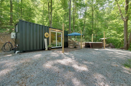 Photo 25 - Tiny Home w/ Hot Tub By Mohican State Park