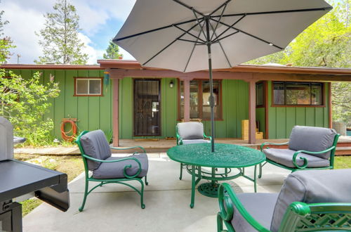 Foto 23 - Pollock Pines Cabin Retreat w/ Hot Tub + Deck