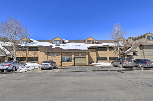 Photo 11 - Cozy Ski-in/ski-out Granby Condo w/ Balcony