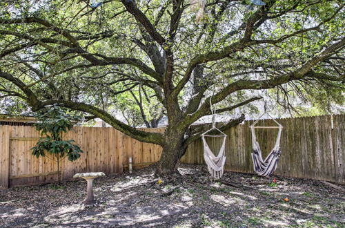 Photo 4 - Houston Vacation Rental With Private Patio