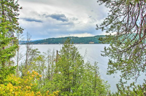 Photo 22 - Remote Escape: Serene Lakeside Cabin w/ Beach