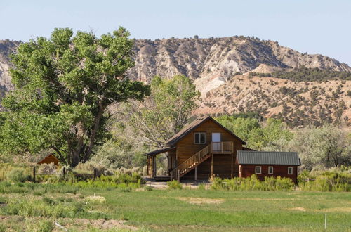 Photo 10 - Cozy Henrieville Cabin: 18 Mi to Bryce Canyon NP