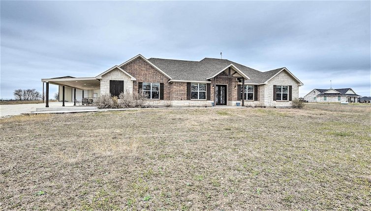 Photo 1 - Secluded Krum Home, 18 Mi to Lake Ray Roberts