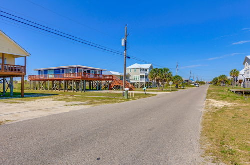 Foto 28 - Breezy Dauphin Island Vacation Rental With Deck