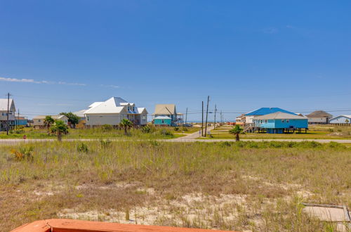 Foto 16 - Breezy Dauphin Island Vacation Rental With Deck