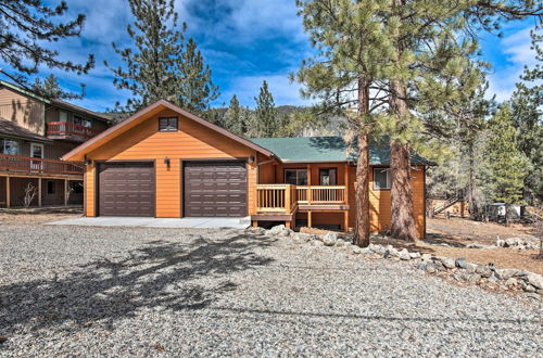 Photo 4 - Pine Mountain Club Villa w/ Sauna, Deck + Views