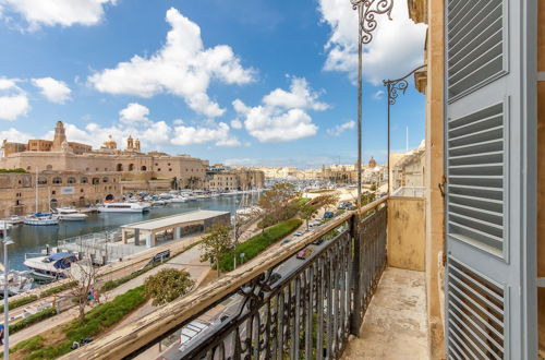 Photo 1 - Marina View - Front of Sea Cospicua