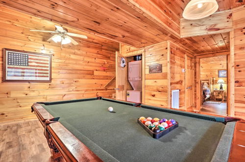 Photo 16 - Smoky Mountain Cabin w/ Game Room & Hot Tub