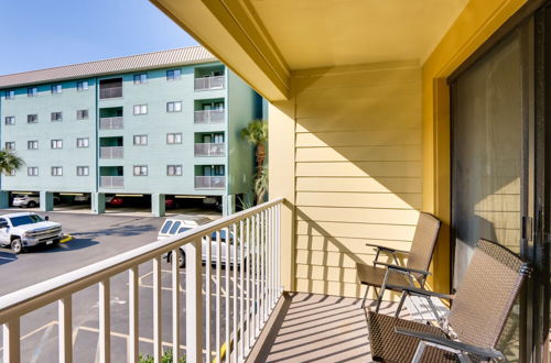 Photo 37 - Bright Beachy Condo Getaway on Hilton Head Island