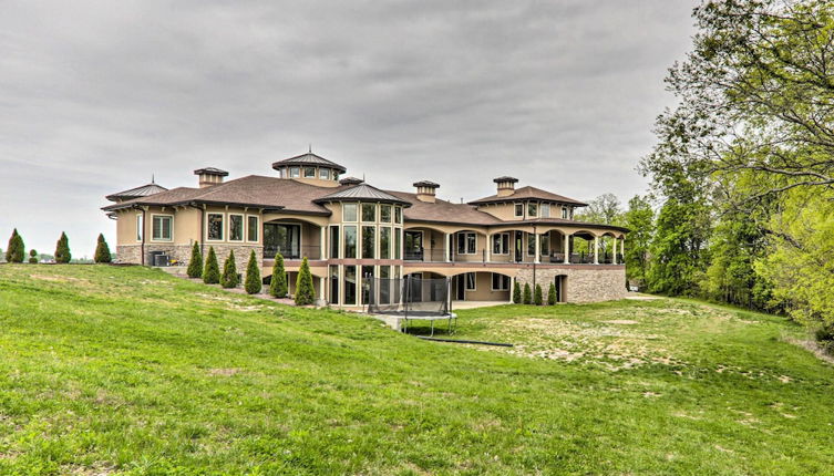 Photo 1 - Huge Lebanon Estate w/ Resort-style Amenities