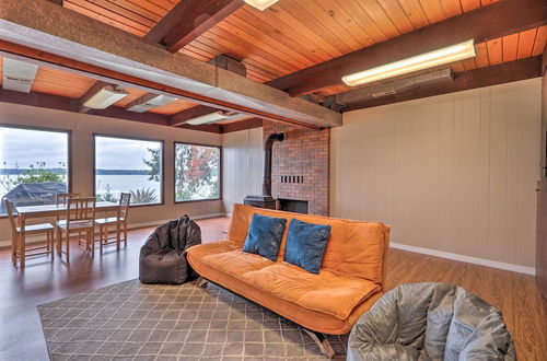 Photo 16 - Quiet Beachfront Family Home w/ Mt. Rainier Views