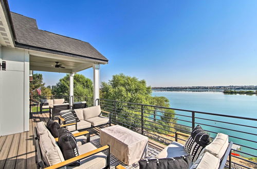 Photo 42 - Picturesque Moses Lake House w/ Boating Dock