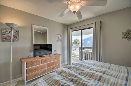 Photo 29 - Gulf Shores Condo: Private Balcony & Beach Views