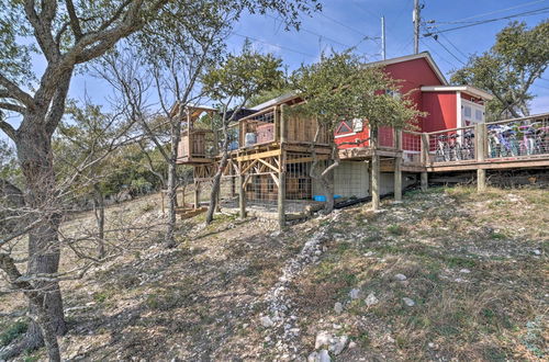 Photo 7 - Kerrville Converted Barn Tiny Home w/ Kayaks