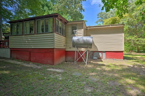 Photo 7 - Heathsville Home w/ Sunroom < 10 Mi to Beach