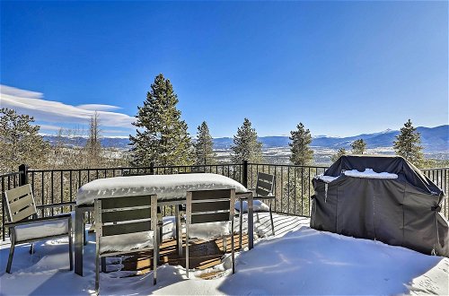 Foto 11 - Panoramic Mountain-view Retreat w/ Hot Tub + Deck