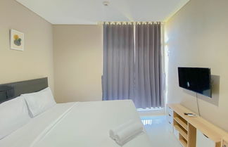 Photo 2 - Nice And Elegant Studio At 9Th Floor Ciputra International Apartment