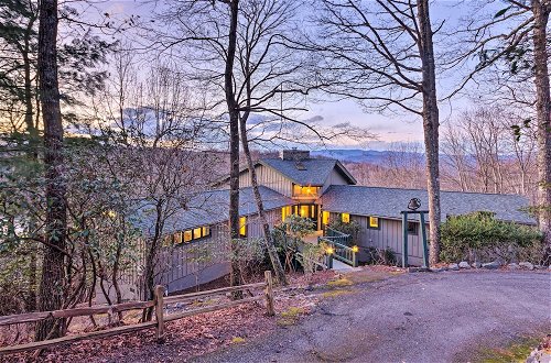 Foto 5 - Brevard Home w/ Panoramic Lake & Mountain Views