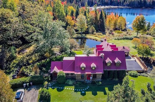 Foto 1 - Manoir du Canard - 1800s Authentic Quebecois log Home With Modern Amenities
