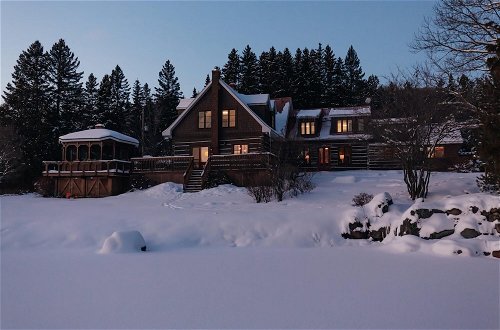 Foto 6 - Manoir du Canard - 1800s Authentic Quebecois log Home With Modern Amenities