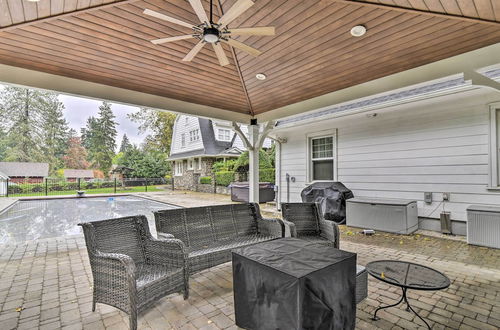 Photo 9 - Charming Milwaukie Getaway w/ Pool, Hot Tub