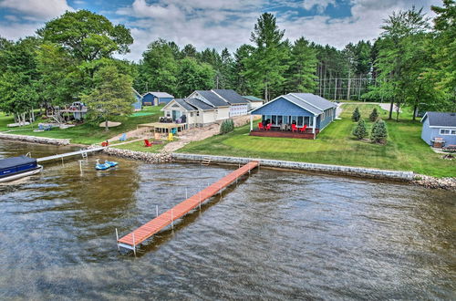 Foto 13 - Hale/long Lake Retreat w/ Kayaks & Boat Dock