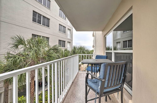 Foto 4 - Indian Shores Condo w/ 2 Balconies & Pool Access