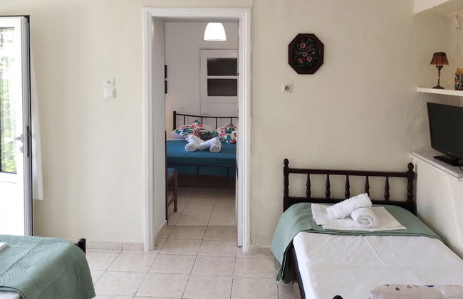 Zina s Cottage in Afetes - Foto 9