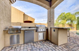 Foto 2 - Queen Creek Home w/ Private Pool & Gas Grills