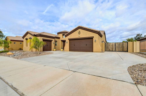 Photo 25 - Queen Creek Home w/ Private Pool & Gas Grills
