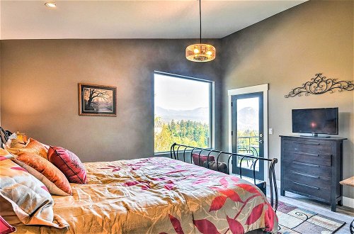Photo 2 - 'gorge Retreat' - Modern Carson Home w/ Mtn Views