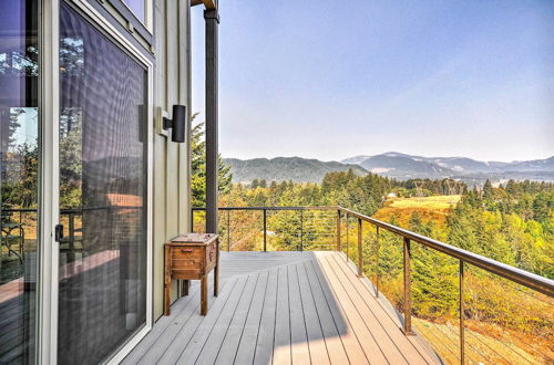Foto 3 - 'gorge Retreat' - Modern Carson Home w/ Mtn Views