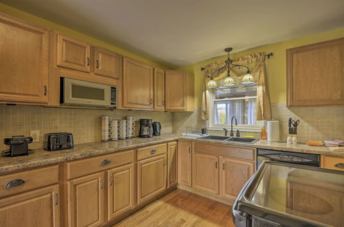 Photo 3 - Spacious Home by Finger Lakes & Watkins Glen