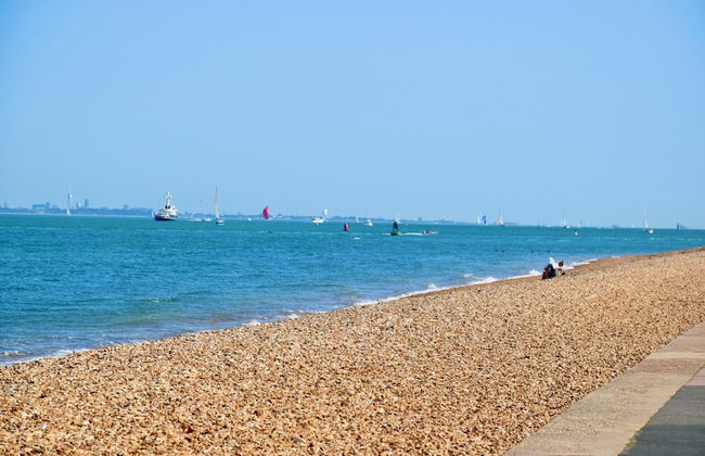 Boat House Located in the Sailing Mecca of Cowes - Foto 15