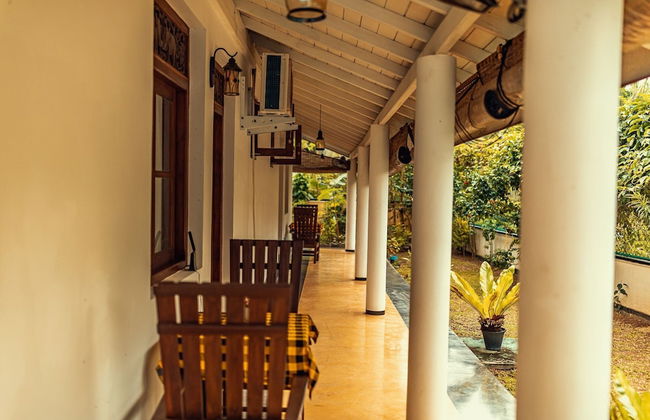 Villa Talpe Home Stay Inviting 4 b&b and Pool - Foto 42