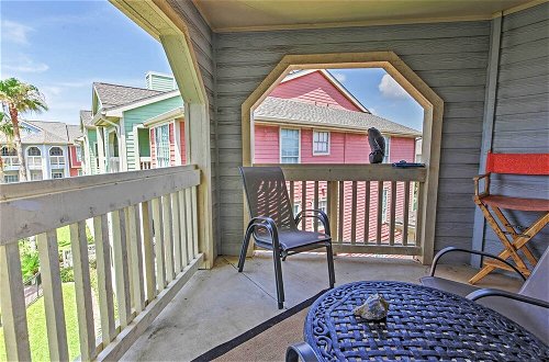 Photo 4 - Colorful Galveston Retreat Steps From Beach & Pool
