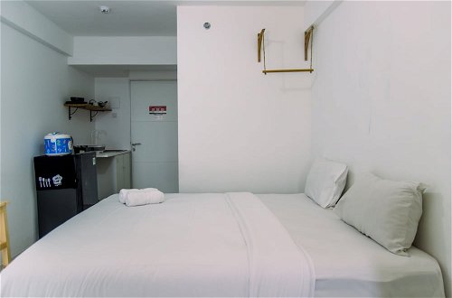 Photo 2 - Elegant And Comfortable Studio At Urbantown Serpong Apartment