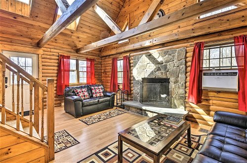 Photo 19 - Secluded Pleasant Mount Cabin w/ Deck & Fireplace