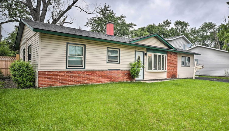 Photo 1 - Charming Sauk Village Ranch Home w/ Fireplace