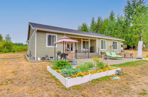 Photo 20 - Peaceful Shelton Home w/ Spacious Yard & Fire Pit